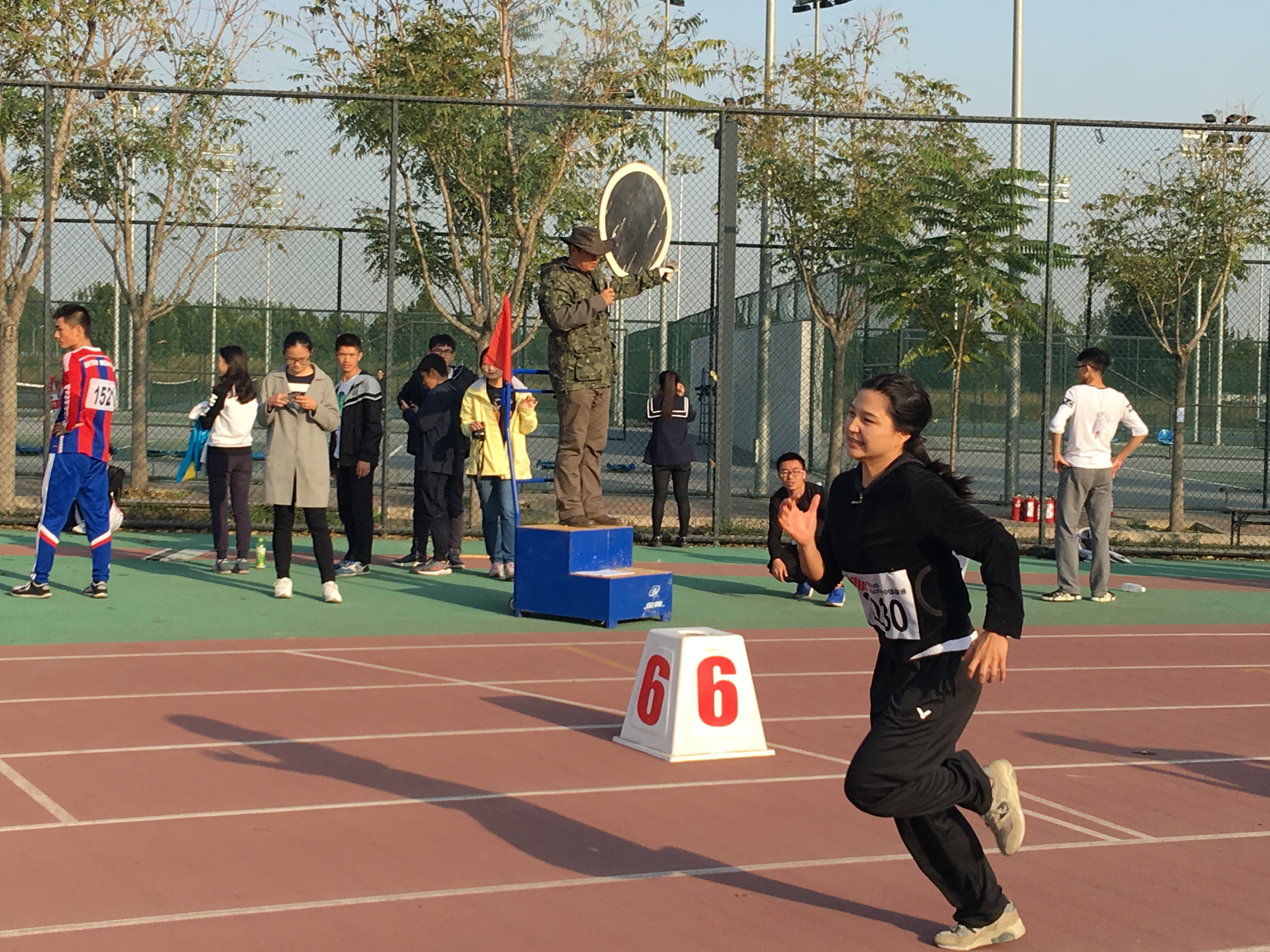 方同學(xué)的颯爽英姿